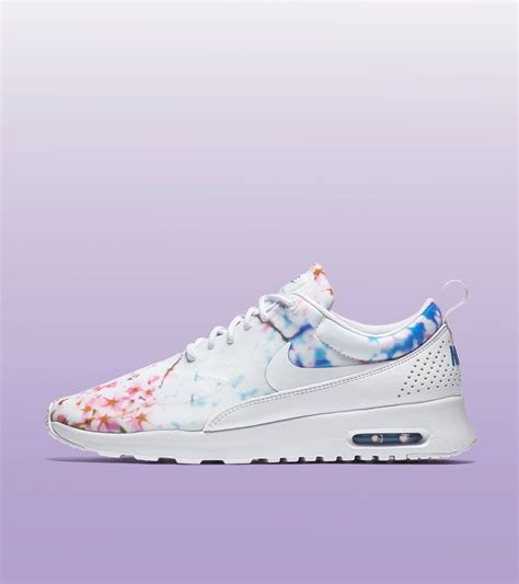 Women's Nike Air Max Thea 'Cherry Blossom'. Nike SNKRS